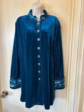 The Pyramid Collection Teal Velvet Embroidered Jacket size 1X